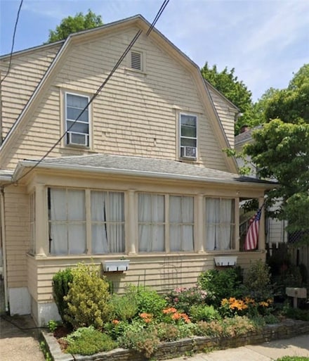 28 Sylvan Ave, Cranston, RI 02905