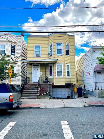 398 Cliff St, Fairview, NJ 07022