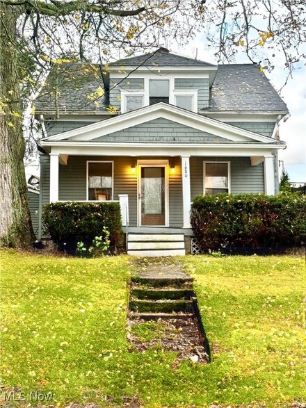 1680 3rd St, Cuyahoga Falls, OH 44221