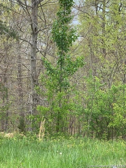 4006 Marquette Dr, Floyds Knobs, IN 47119