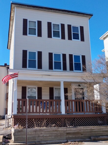 202 Notre Dame Ave, Manchester, NH 03102