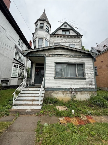 222 E End Ave, Pittsburgh, PA 15221