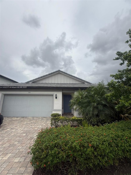 3141 Tamarind Dr, Oakland Park, FL 33311