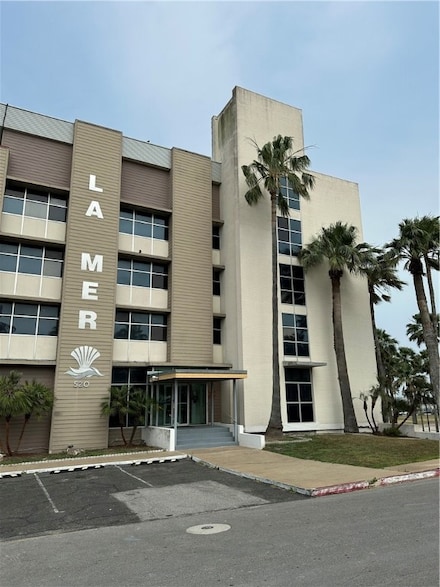 520 S Chaparral St Unit 501, Corpus Christi, TX 78401