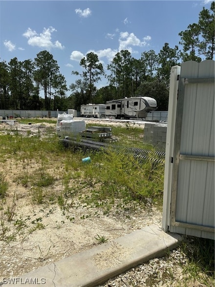 1215 Hamilton Ave, Lehigh Acres, FL 33972