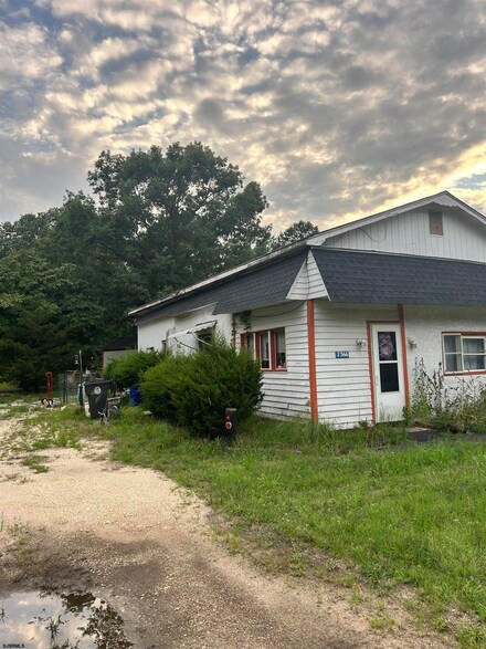 7366 Black Horse Pike, Mays Landing, NJ 08330