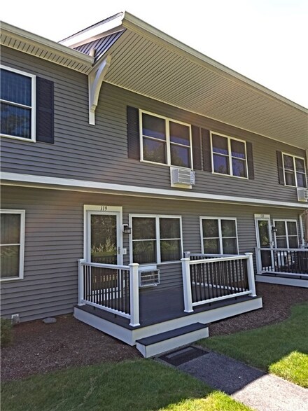 200 Post Rd Unit 119, Warwick, RI 02888