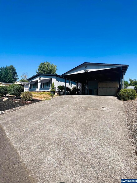 3800 S Mountain View Dr SE, Albany, OR 97322