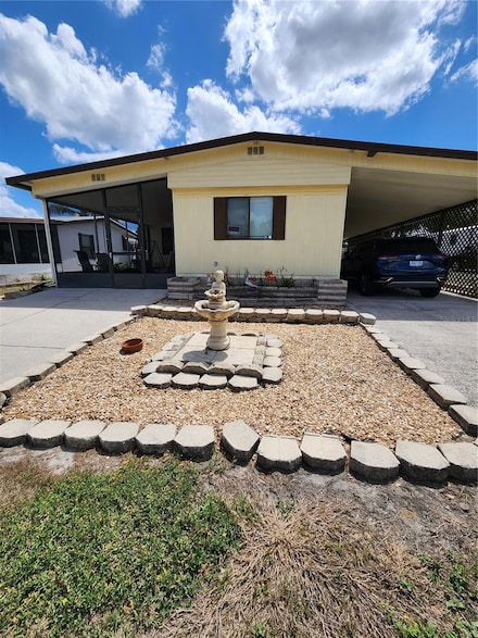 305 Monroe Dr, Lakeland, FL 33809