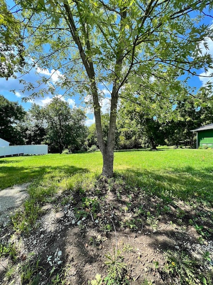 775 N Seminary St, Roanoke, IN 46783