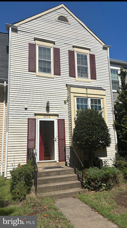 8902 Waites Way, Lorton, VA 22079