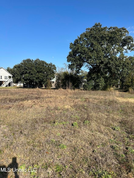 124 Destiny Oaks Dr, Long Beach, MS 39560