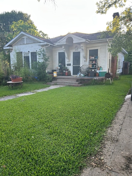 3439 5th St, Port Arthur, TX 77642