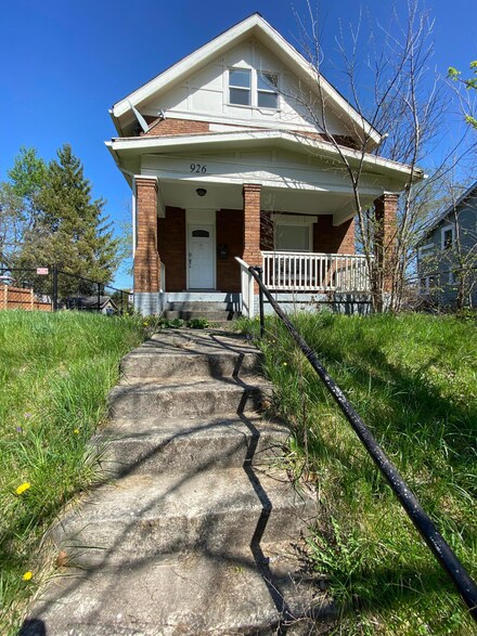 926 S 22nd St, Columbus, OH 43206
