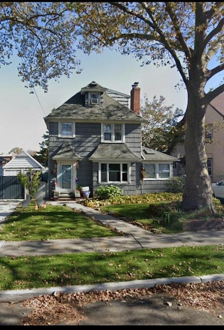 48-13 216th St, Flushing, NY 11364