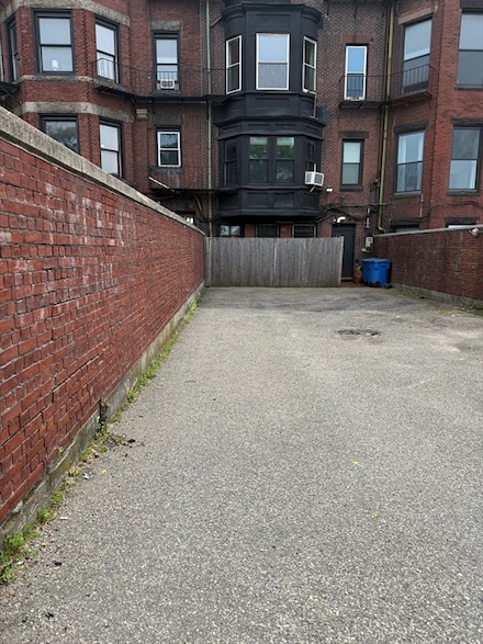 462 Beacon St Unit 1, Boston, MA 02115
