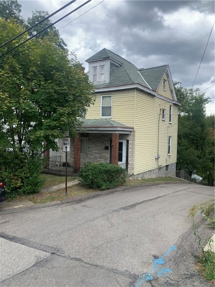 170 N Fremont Ave, Pittsburgh, PA 15202