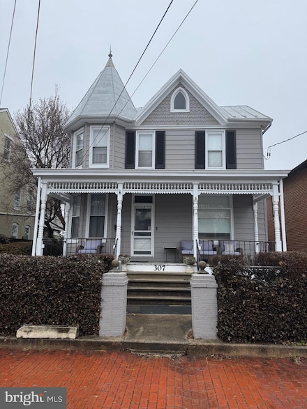 307 E 3rd St, Frederick, MD 21701