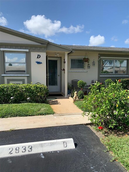 2833 Crosley Dr W Unit D, West Palm Beach, FL 33415