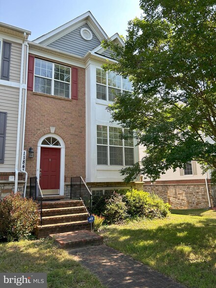 11841 Skylark Rd, Clarksburg, MD 20871