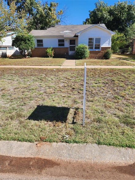 506 N Hightower St, Altus, OK 73521