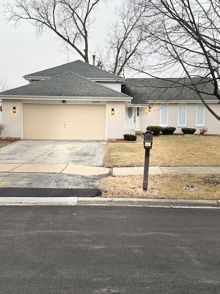 22550 Clarendon Ave, Richton Park, IL 60471
