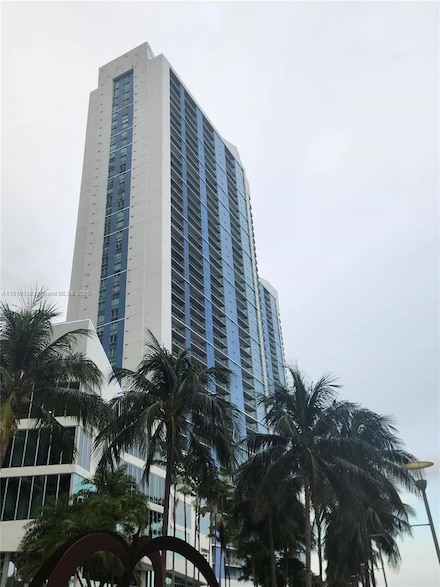 325 S Biscayne Blvd Unit 1822, Miami, FL 33131