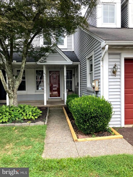 43 W Walnut St, Souderton, PA 18964