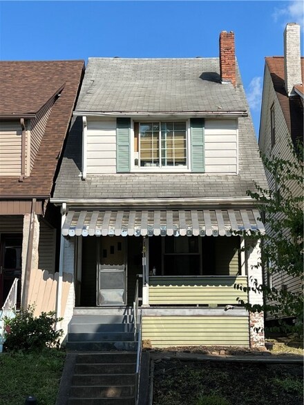 417 Hancock Ave Unit A, Vandergrift, PA 15690