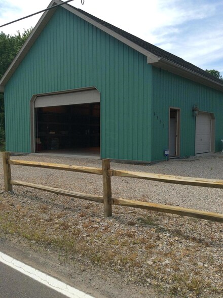 4250 N Bank Rd, Millersport, OH 43046