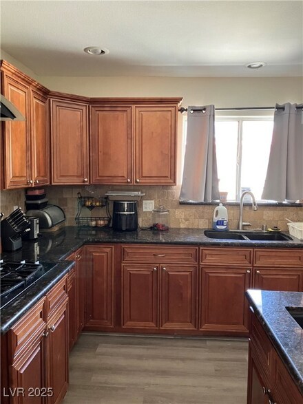 325 Park Way W, Las Vegas, NV 89106
