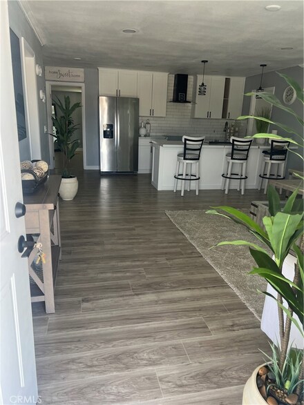 14726 Osage Rd, Apple Valley, CA 92307