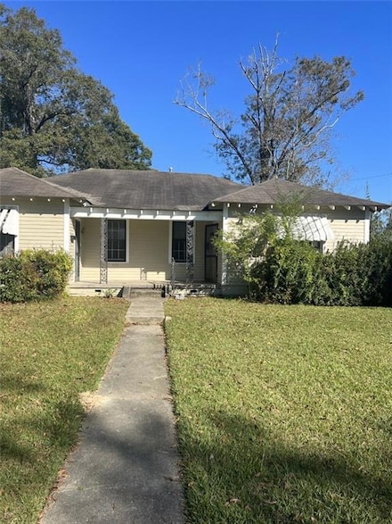 113 S General Pershing St, Hammond, LA 70403