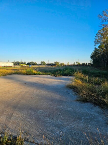 7275 Wespark Cir, Beaumont, TX 77705