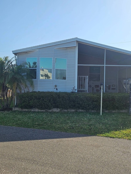 10397 1st Way N, St. Petersburg, FL 33716
