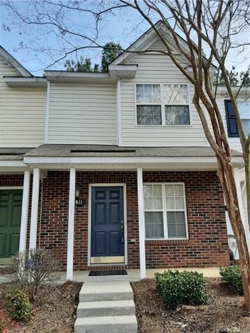 6811 Juniper Tree St, Charlotte, NC 28215