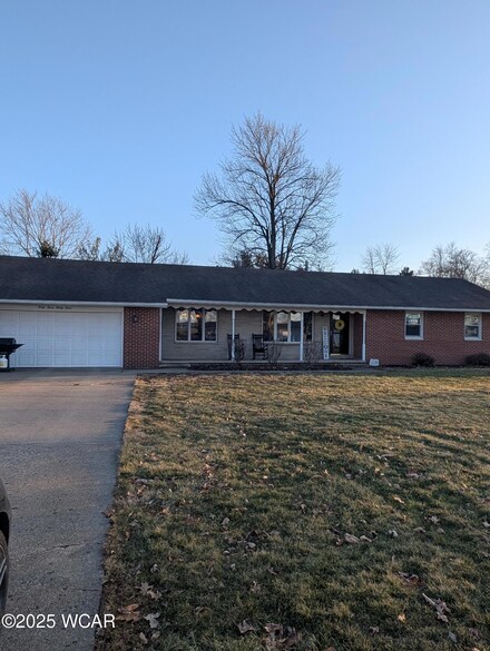 4333 Stemen St, Lima, OH 45807