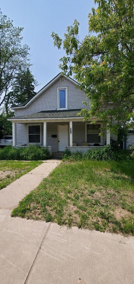 611 Irvine Ave NW, Bemidji, MN 56601