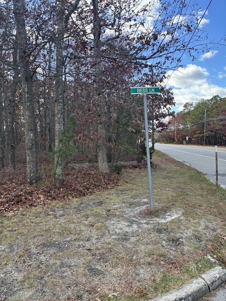 267 and 273 W Montauk Hwy, Hampton Bays, NY 11946