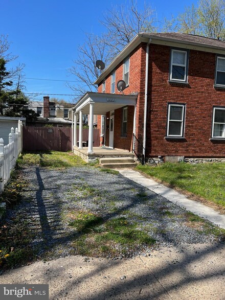 3083 Tuckahoe Rd, Camden, NJ 08104