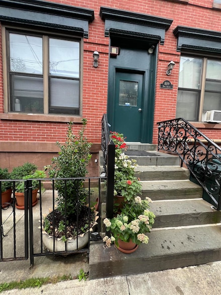 809 Park Ave Unit 7, Hoboken, NJ 07030