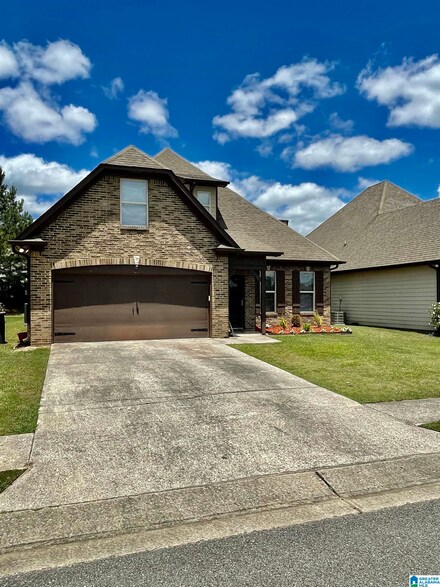 1212 Glenstone Place, Moody, AL 35004