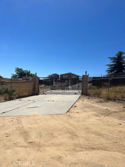 41695 Apple Rd, Anza, CA 92539