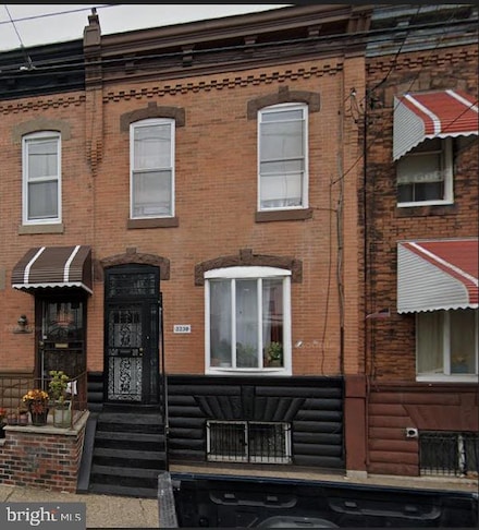 2236 Moore St, Philadelphia, PA 19145