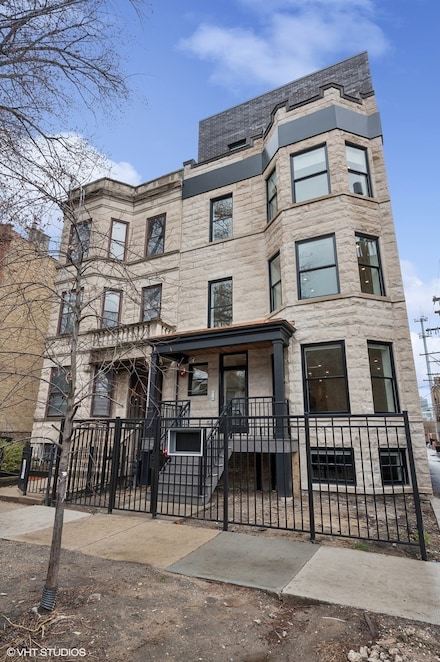 3615 N Wilton Ave Unit 3, Chicago, IL 60613