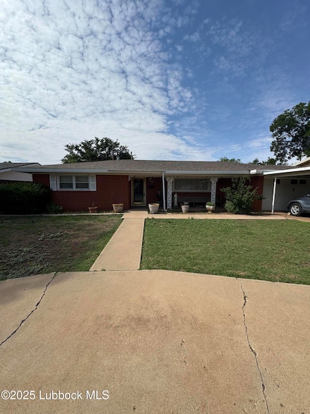 4907 17th Place, Lubbock, TX 79416