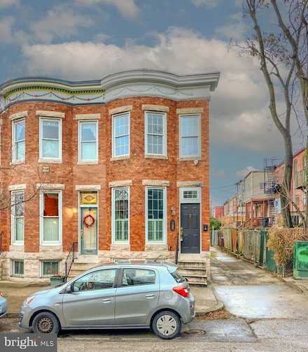 100 W 27th St, Baltimore, MD 21218