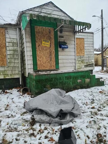 1699 W 12th Ave, Gary, IN 46404