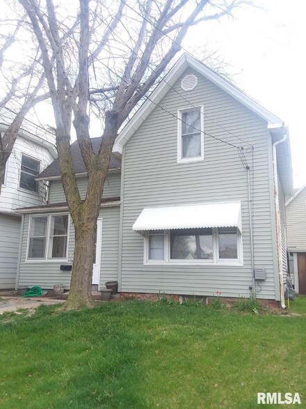 1726 10th St, Moline, IL 61265