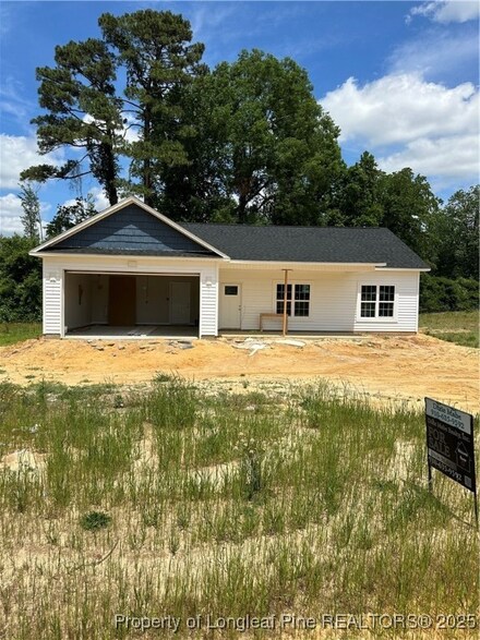 480 Dalton Dr, Lumber Bridge, NC 28357